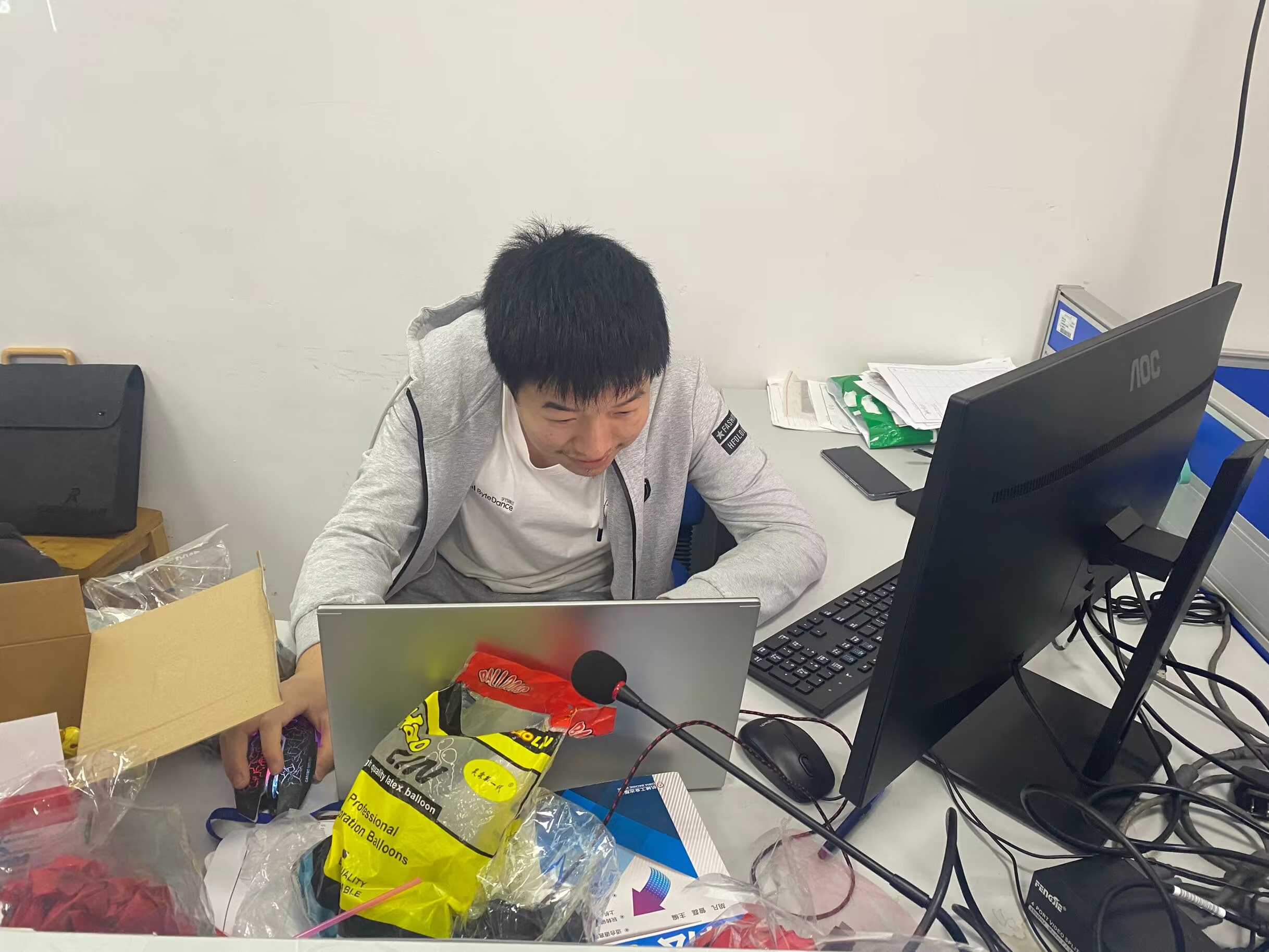 分配气球